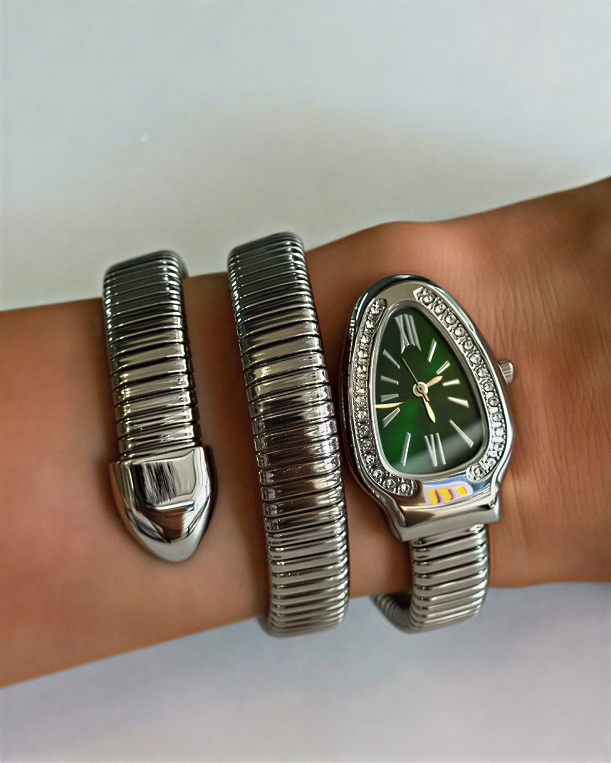 SERPENTE MONTRE - Colett